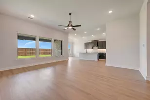 345 Kathryn Dr, Fort Worth, TX 76052 - Photo 13