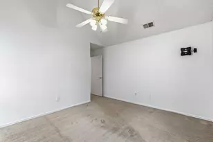2031 Greenview Dr, Carrollton, TX 75010 - Photo 15