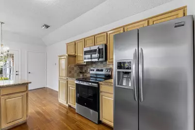2031 Greenview Drive #A, Carrollton, TX 75010 - Photo 9
