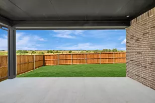 344 Kathryn Dr, Fort Worth, TX 76052 - Photo 5