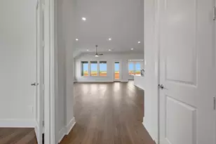 344 Kathryn Dr, Fort Worth, TX 76052 - Photo 9