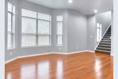 1209 Beaconsfield Lane #506, Arlington, TX 76011 - Photo 3