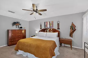 2060 Trailwood Dr W, Burleson, TX 76028 - Photo 11