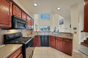 1607 Masters Dr, DeSoto, TX 75115 - Photo 9