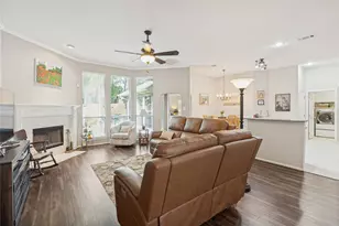 1374 Forest Creek Dr, Lewisville, TX 75067 - Photo 9