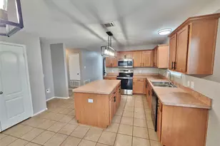 1229 Pine Forest Dr, Princeton, TX 75407 - Photo 5