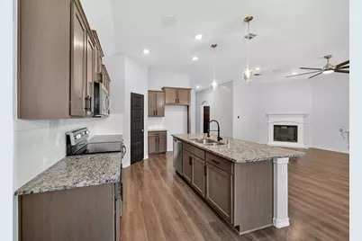 108 Lakeview Circle, Pilot Point, TX 76258 - Photo 7