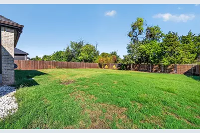 108 Lakeview Circle, Pilot Point, TX 76258 - Photo 19