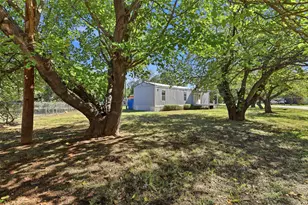 1500 Lands End St, Granbury, TX 76048 - Photo 7