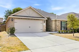 124 Morning Glory Dr, Sanger, TX 76266 - Photo 3