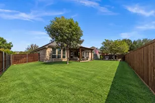 2402 Mallory Dr, Corinth, TX 76210 - Photo 25