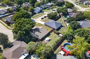 203 Briarglen Dr, Cedar Hill, TX 75104 - Photo 39