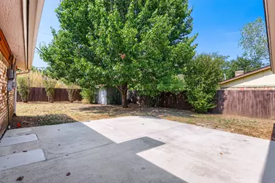 6917 Post Oak Drive, North Richland Hills, TX 76182 - Photo 25