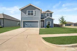 101 Austin Ave, Venus, TX 76084 - Photo 1
