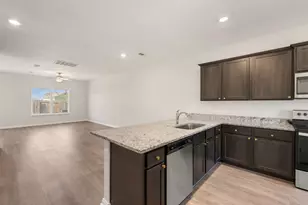 101 Austin Ave, Venus, TX 76084 - Photo 5