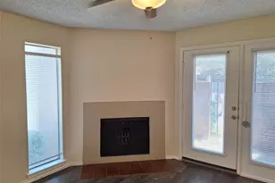 2309 Balsam Dr, Arlington, TX 76006 - Photo 3