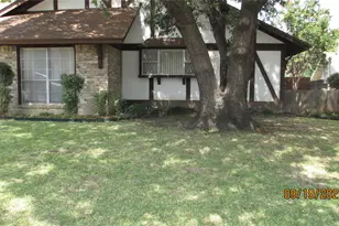 13433 Blossomheath Ln, Dallas, TX 75240 - Photo 1