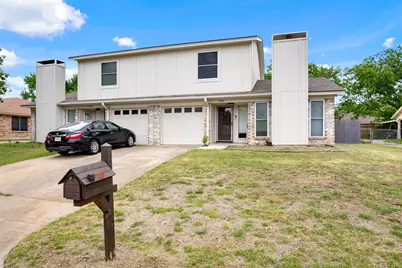 7044 Crosstimbers Lane, North Richland Hills, TX 76182 - Photo 3