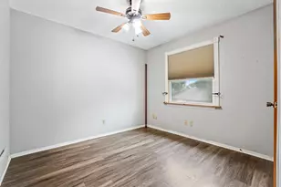 7044 Crosstimbers Ln, North Richland Hills, TX 76182 - Photo 13