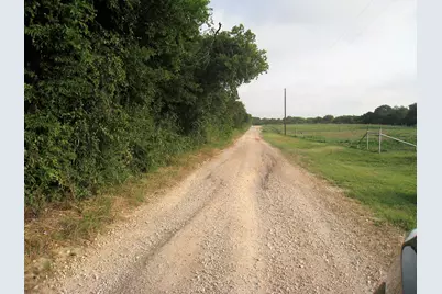 727 Park Avenue, Whitney, TX 76692 - Photo 1