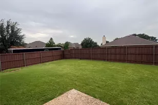2701 Evening Mist Dr, Little Elm, TX 75068 - Photo 17