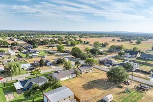 3904 Country Meadows Rd, Granbury, TX 76049 - Photo 39