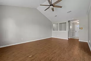 3904 Country Meadows Rd, Granbury, TX 76049 - Photo 11