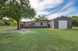 9330 Lynda Ln, Hawk Cove, TX 75474 - Photo 1