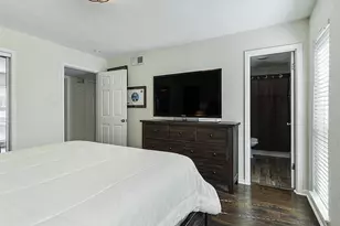 4317 Hartford St, Dallas, TX 75219 - Photo 11