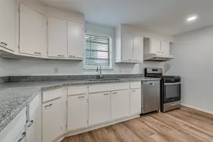 227 S Justin Ave, Dallas, TX 75211 - Photo 17