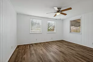 227 S Justin Ave, Dallas, TX 75211 - Photo 23