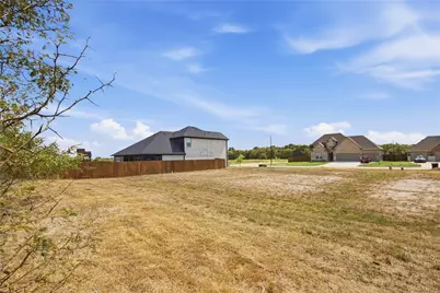 265 Brent Lane, Greenville, TX 75402 - Photo 3