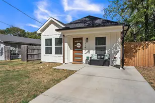 218 Locust St S, Sulphur Springs, TX 75482 - Photo 1