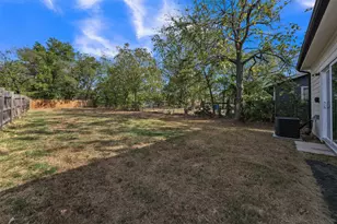 218 Locust St S, Sulphur Springs, TX 75482 - Photo 23