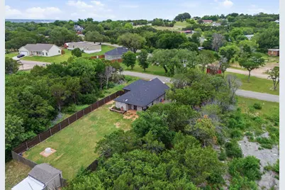 2926 Paluxy Trail, Granbury, TX 76048 - Photo 31