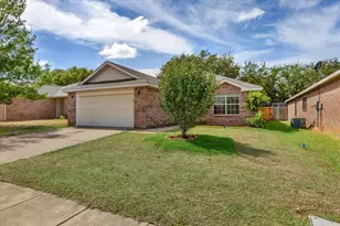 10333 Bear Hollow Dr, Fort Worth, TX 76244 - Photo 1
