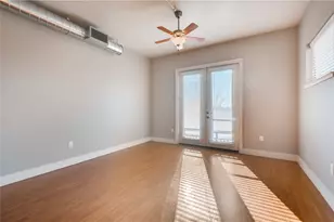 928 Travis Ave, Fort Worth, TX 76104 - Photo 7