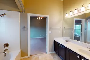 8068 Caladium Dr, North Richland Hills, TX 76180 - Photo 15
