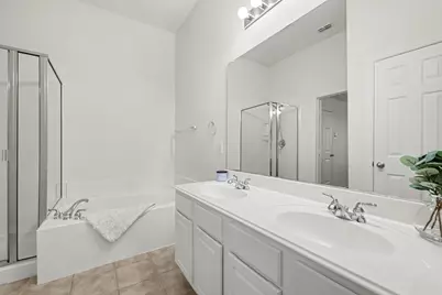 1235 Clearwater Drive, Grand Prairie, TX 75052 - Photo 15
