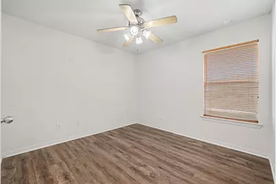 1235 Clearwater Drive, Grand Prairie, TX 75052 - Photo 13
