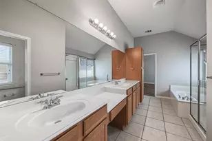 1009 Greenview Ln, Savannah, TX 76227 - Photo 33