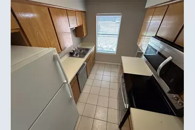 5425 Stagetrail Drive, Arlington, TX 76017 - Photo 5