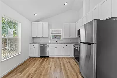 2123 Burnett Avenue, Waco, TX 76706 - Photo 13
