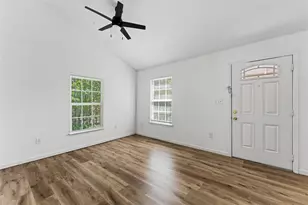 2123 Burnett Ave, Waco, TX 76706 - Photo 9