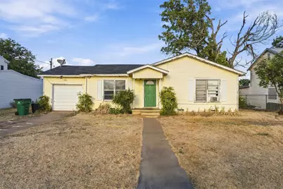 814 S Pierce Street, McGregor, TX 76657 - Photo 1