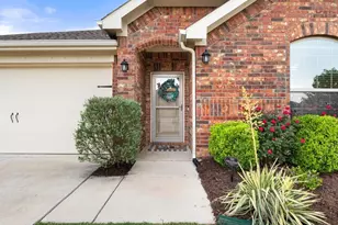 125 Lariat Trail, Waxahachie, TX 75165 - Photo 5