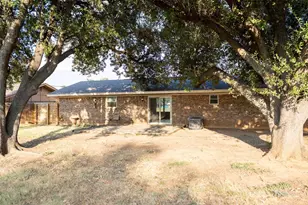 503 N Harding St, Breckenridge, TX 76424 - Photo 21