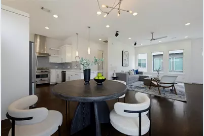 1915 Summit Avenue #1, Dallas, TX 75206 - Photo 3