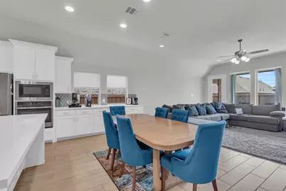 361 Moonvine Drive, Little Elm, TX 75068 - Photo 9
