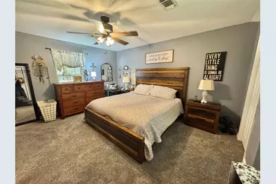 229 E Tennie Street, Gainesville, TX 76240 - Photo 17